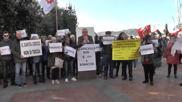 Ancona 4-2-2020 Sit In contro il nuovo piano sanitaro. Comitato pro Ospedali Pubblici Marche